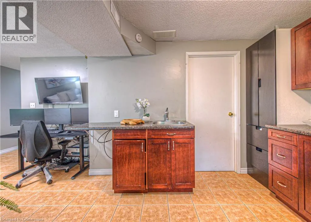54 GREEN VALLEY Drive Unit# 37, #37