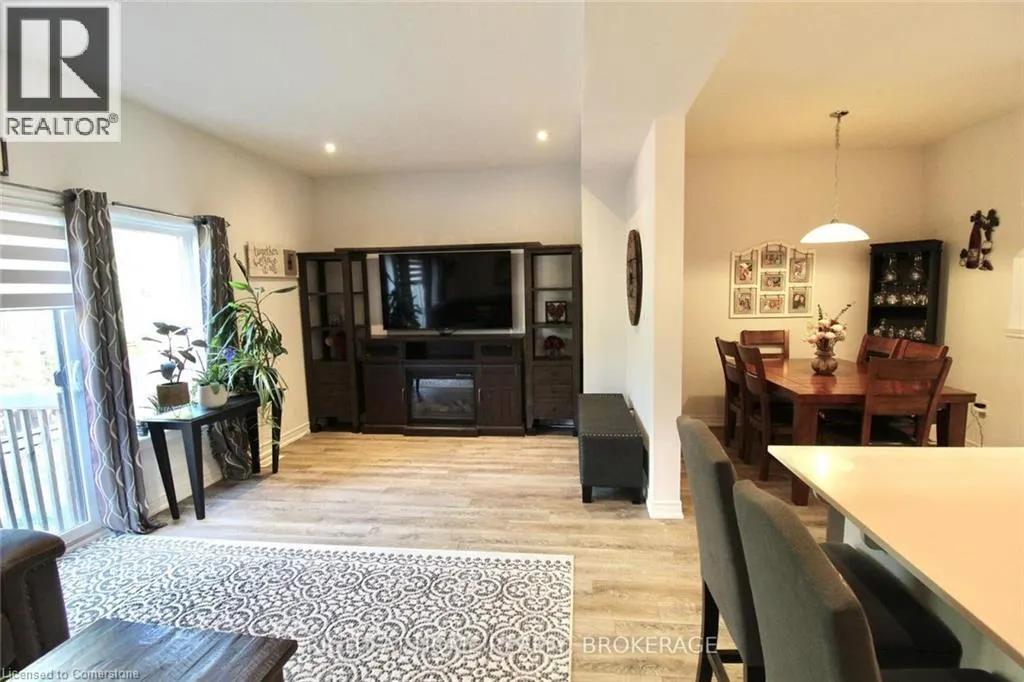 5080 CONNOR Drive Unit# 10, #10