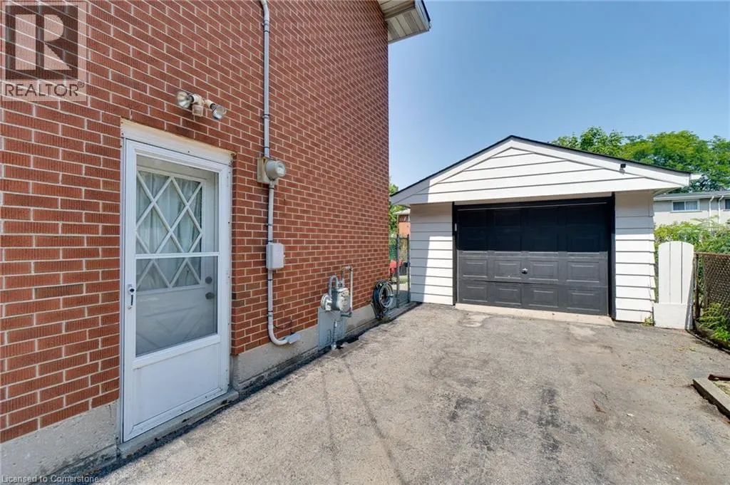 17 RONALDSHAY Avenue