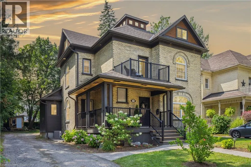 13 RIVERSIDE Drive W