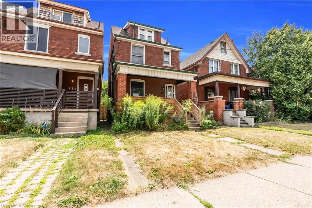 170 GROSVENOR Avenue N