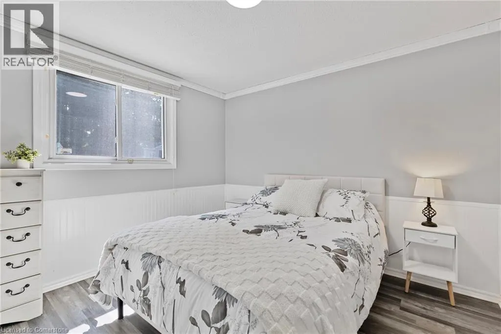37 GLENVALE Drive