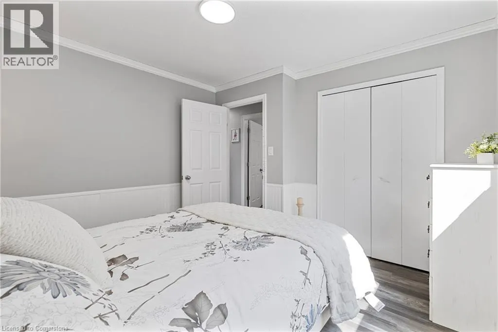 37 GLENVALE Drive