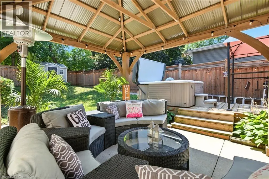 37 GLENVALE Drive