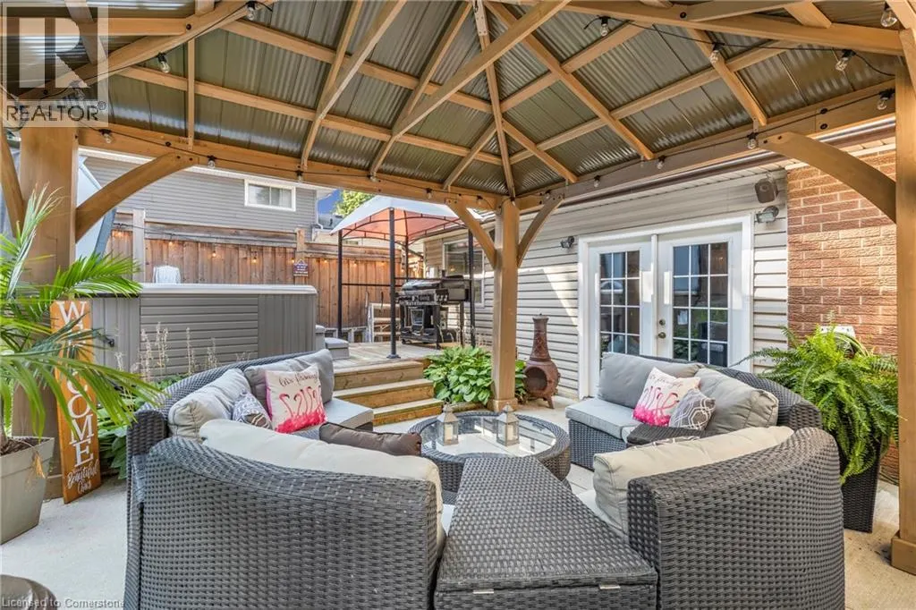 37 GLENVALE Drive