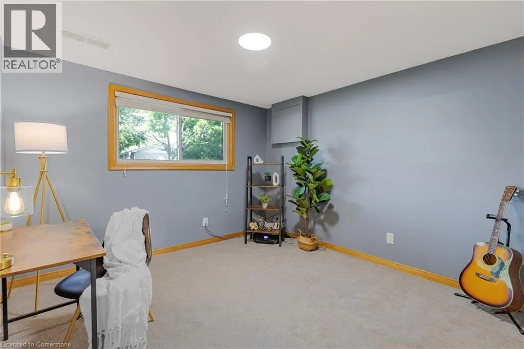 37 GLENVALE Drive