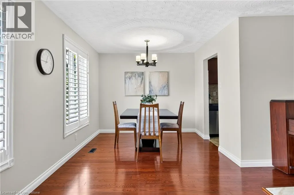 150 SOLOMON Crescent