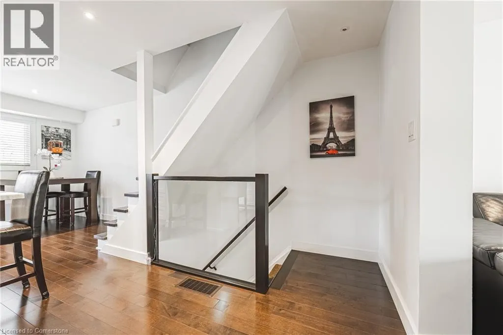 1155 PARAMOUNT Drive Unit# 26, #26