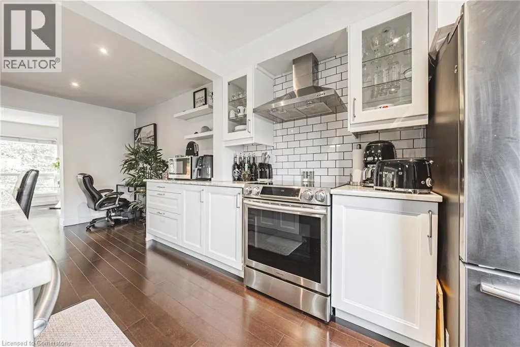 1155 PARAMOUNT Drive Unit# 26, #26