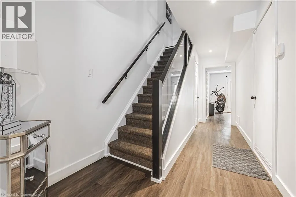 1155 PARAMOUNT Drive Unit# 26, #26