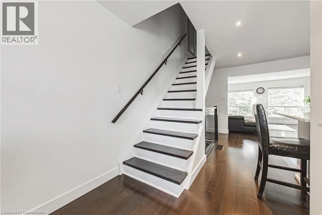 1155 PARAMOUNT Drive Unit# 26, #26