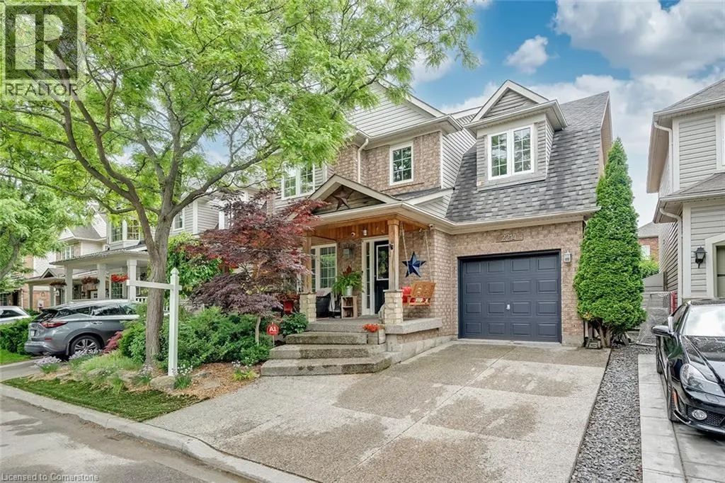 2214 KENNETH Crescent