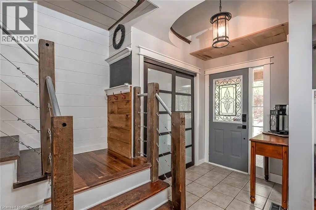 2214 KENNETH Crescent