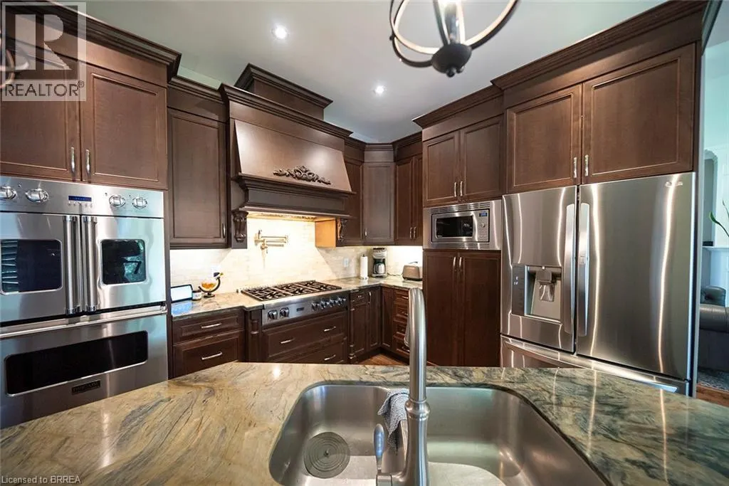 158 WILLOW Street Unit# 2, #2