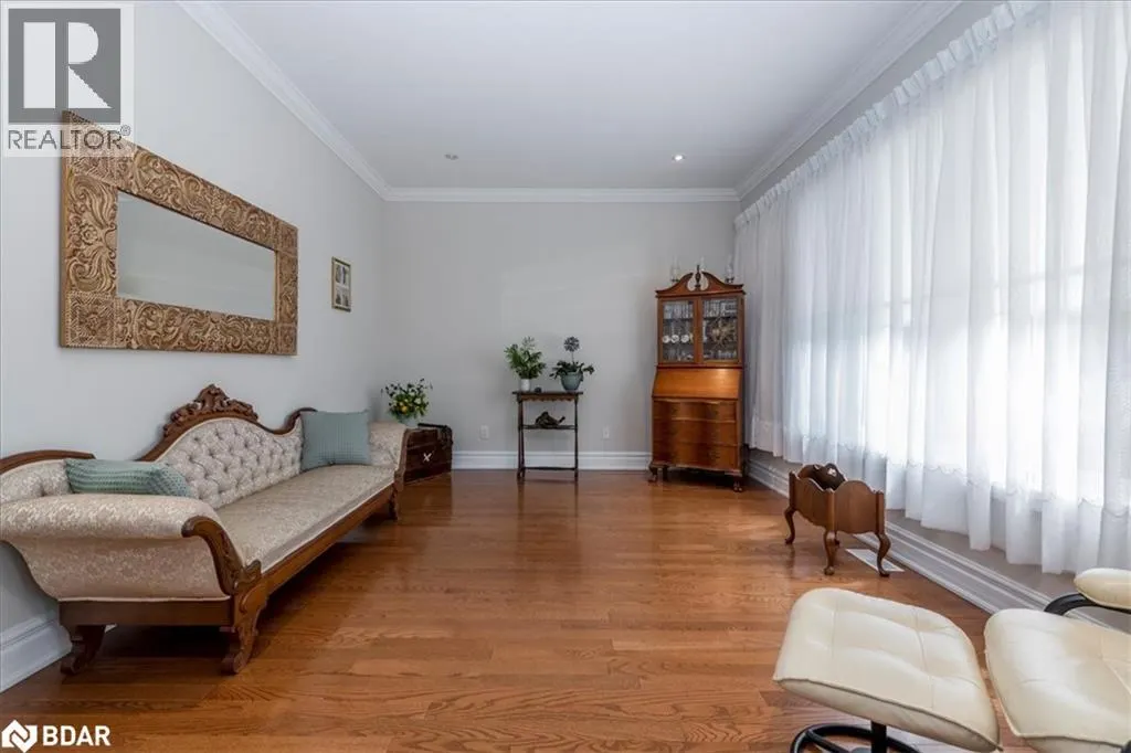 34 HEATHERWOOD Drive