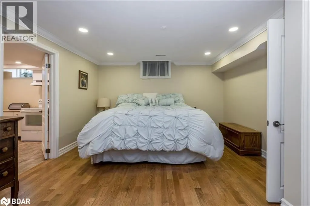 34 HEATHERWOOD Drive