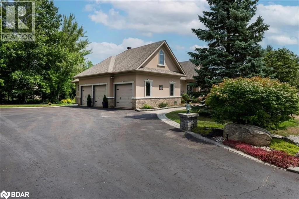 34 HEATHERWOOD Drive