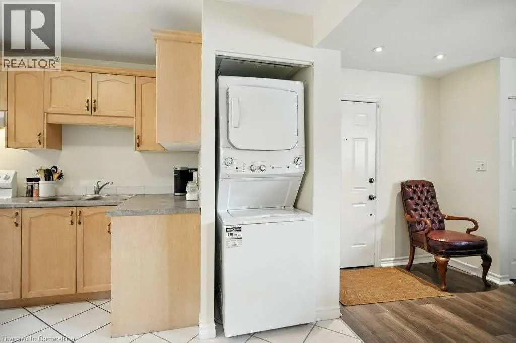 6 VINELAND Avenue Unit# 18, #18