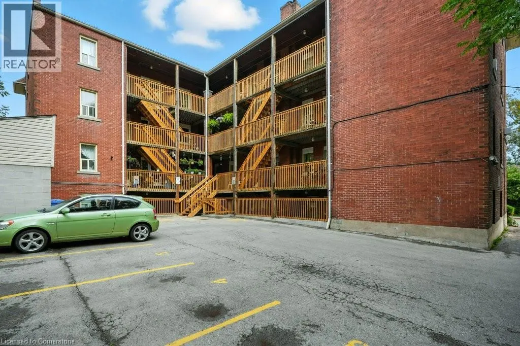 6 VINELAND Avenue Unit# 18, #18