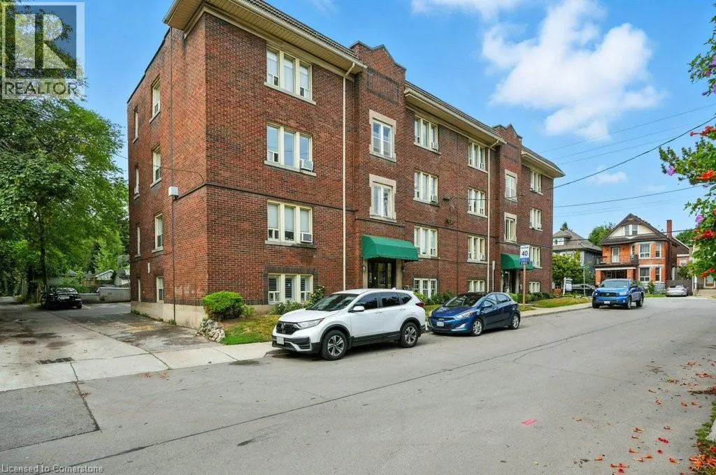 6 VINELAND Avenue Unit# 18, #18