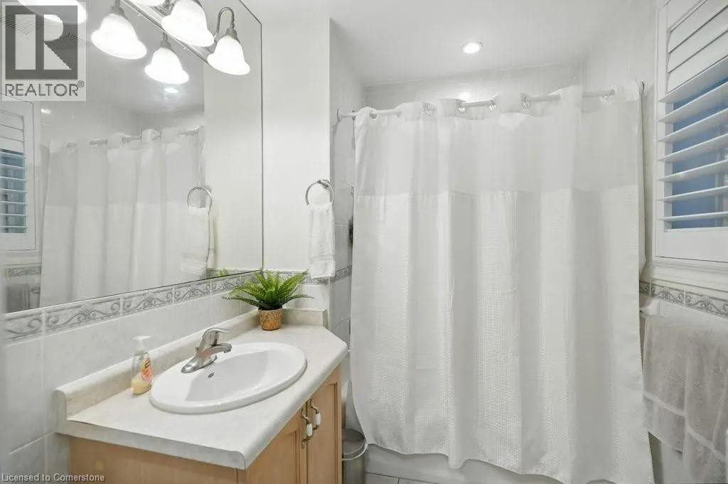6 VINELAND Avenue Unit# 18, #18