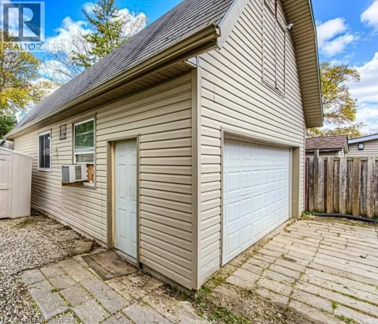 76 BRENTWOOD Avenue