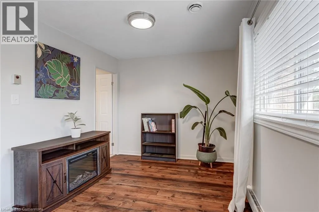 1560 KERNS Road Unit# 5, #5