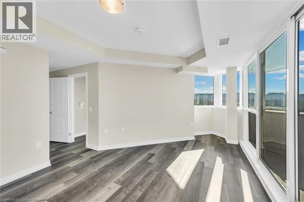 2750 KING Street E Unit# 706, #706