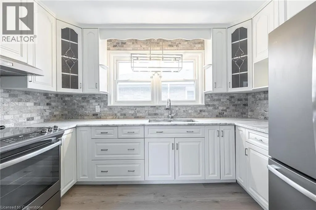 102 EAST 41ST Street Unit# 1, #1