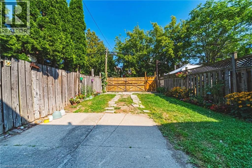 64 KINRADE Avenue