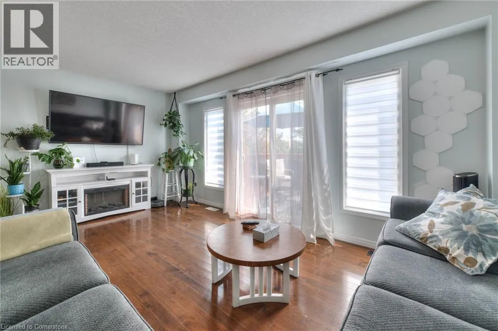 85 BANKSIDE Drive Unit# C17, #C17