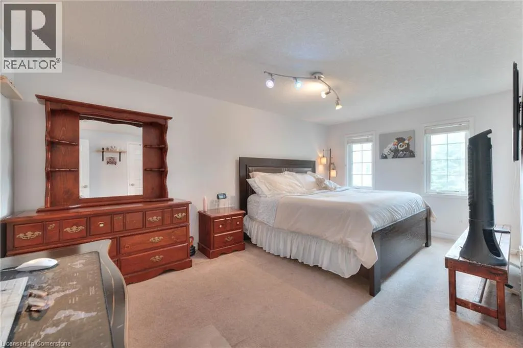 85 BANKSIDE Drive Unit# C17, #C17
