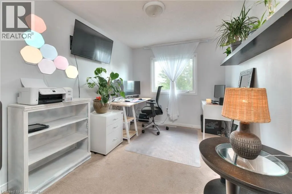 85 BANKSIDE Drive Unit# C17, #C17