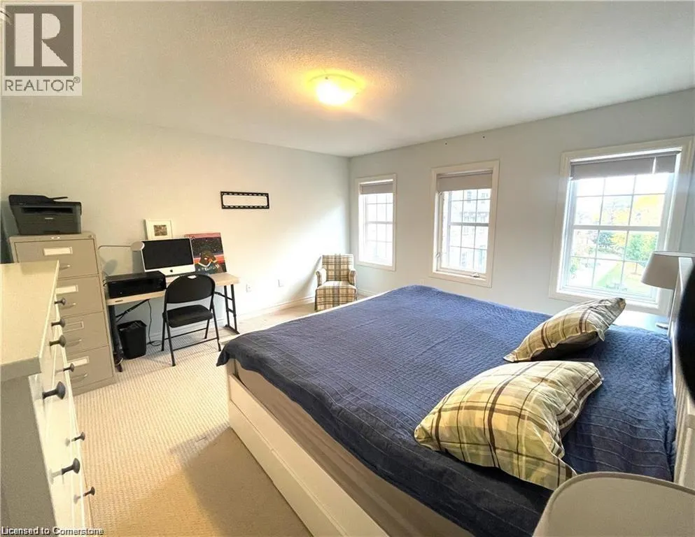 94 ROBERT PEEL Road Unit# UPPER, #UPPER