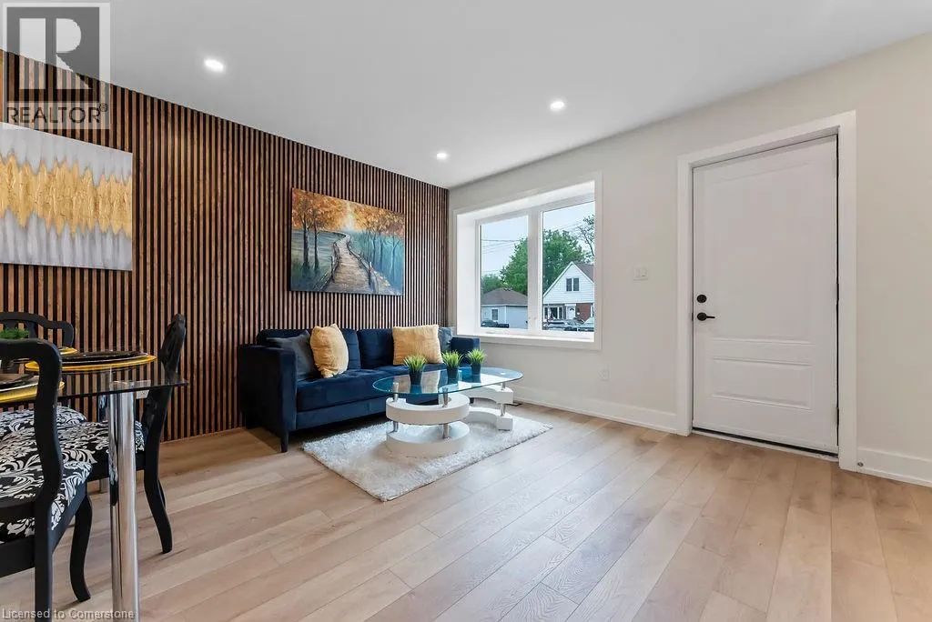 272 EAST 15TH Street