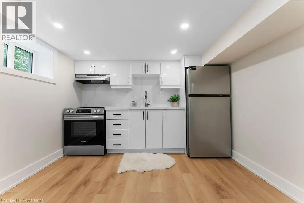 272 EAST 15TH Street