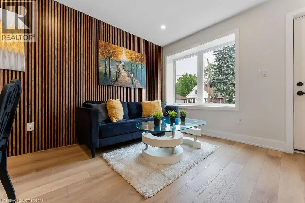 272 EAST 15TH Street