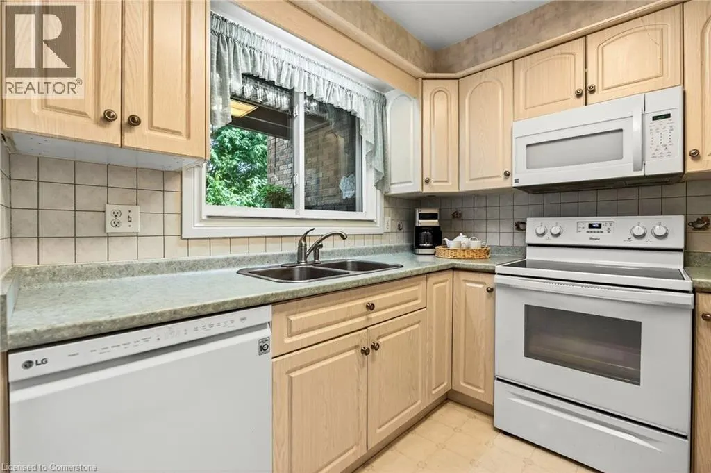 1552 KERNS Road Unit# 4, #4