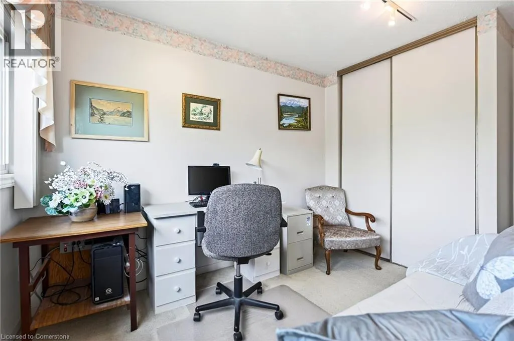 1552 KERNS Road Unit# 4, #4