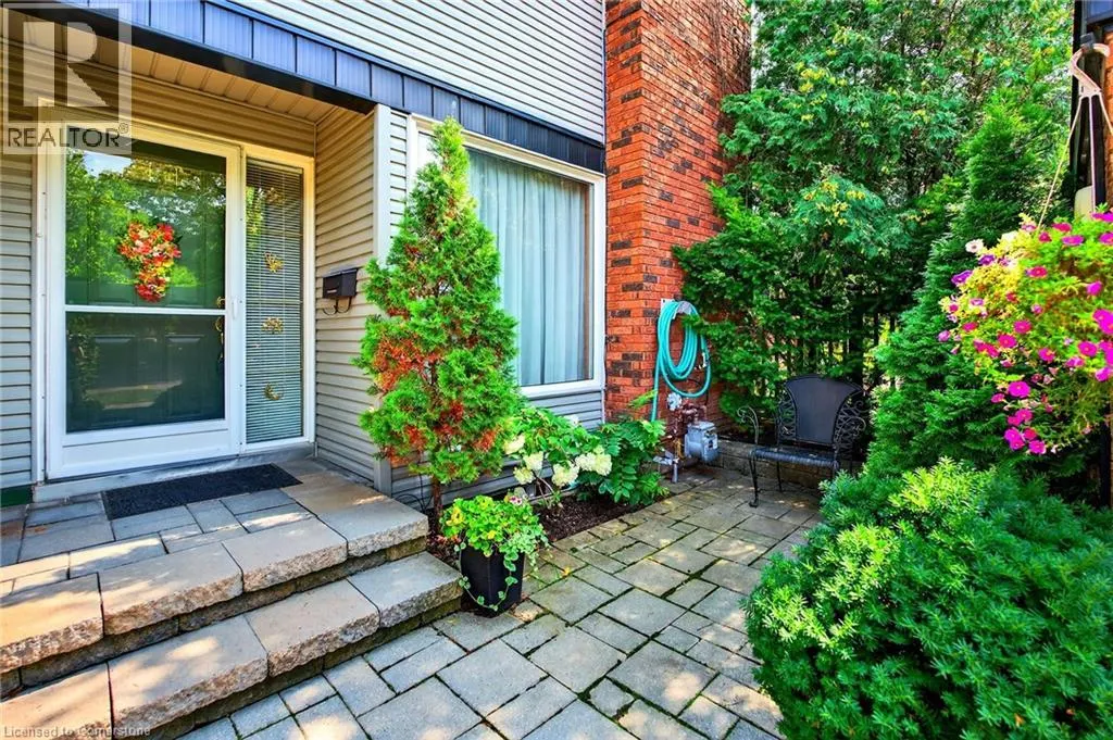1552 KERNS Road Unit# 4, #4