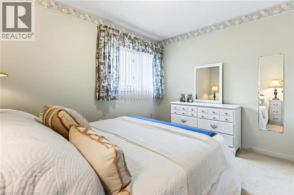 1552 KERNS Road Unit# 4, #4