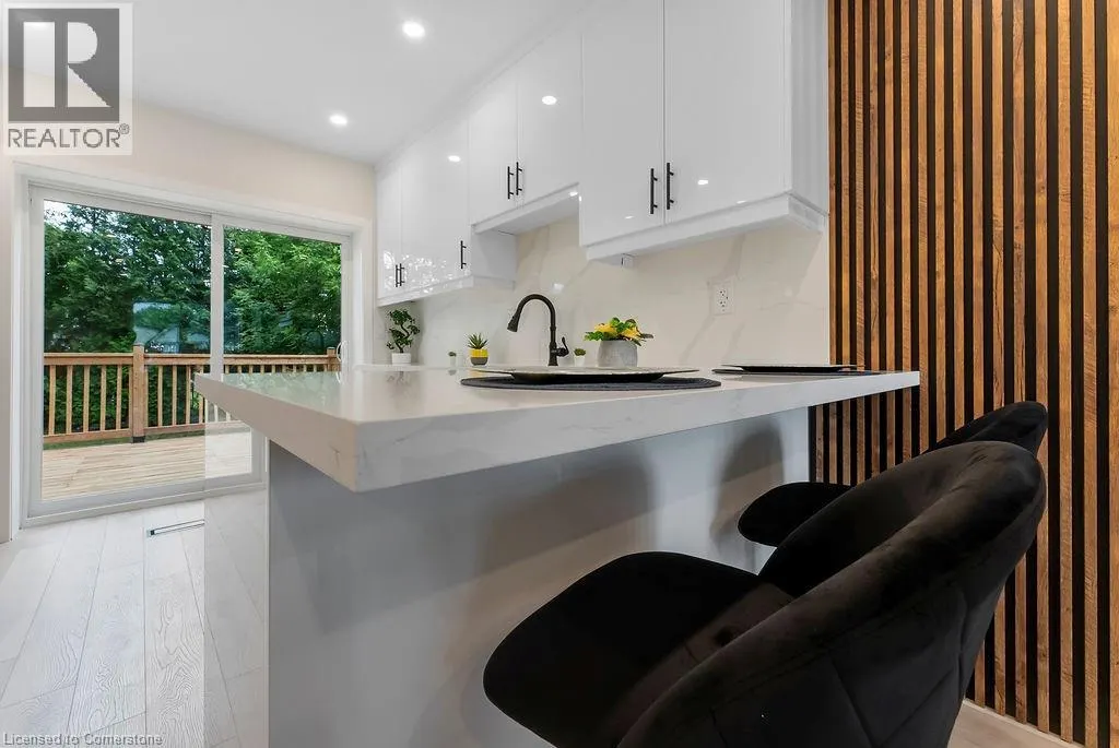 272 EAST 15TH Street