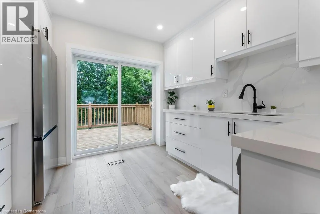 272 EAST 15TH Street