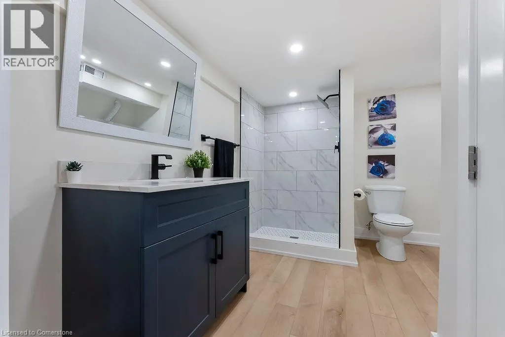 272 EAST 15TH Street