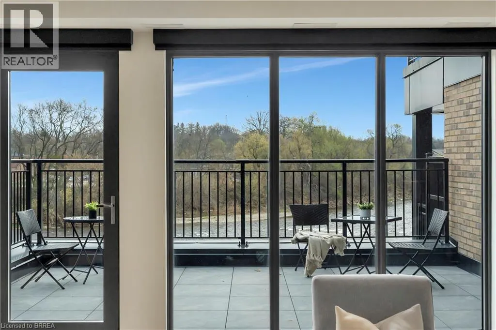 7 GRAND RIVER Street N Unit# 204, #204