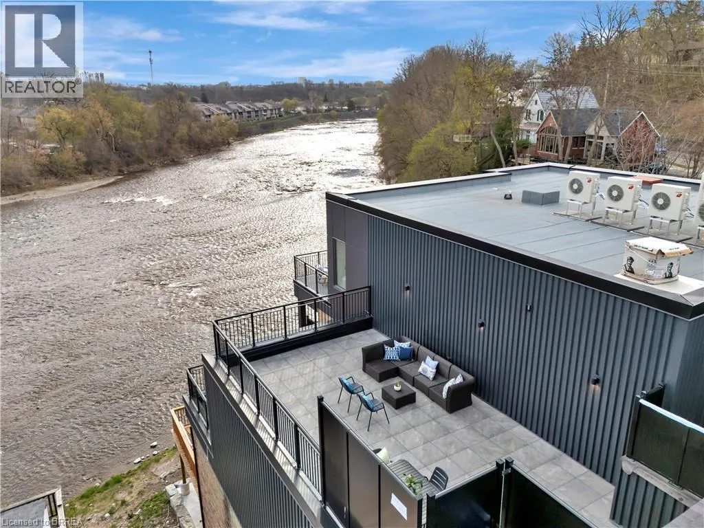 7 GRAND RIVER Street N Unit# 204, #204