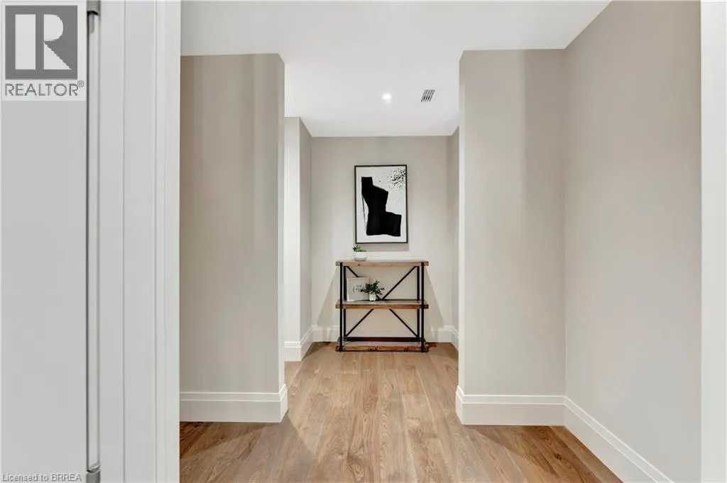 7 GRAND RIVER Street N Unit# 204, #204
