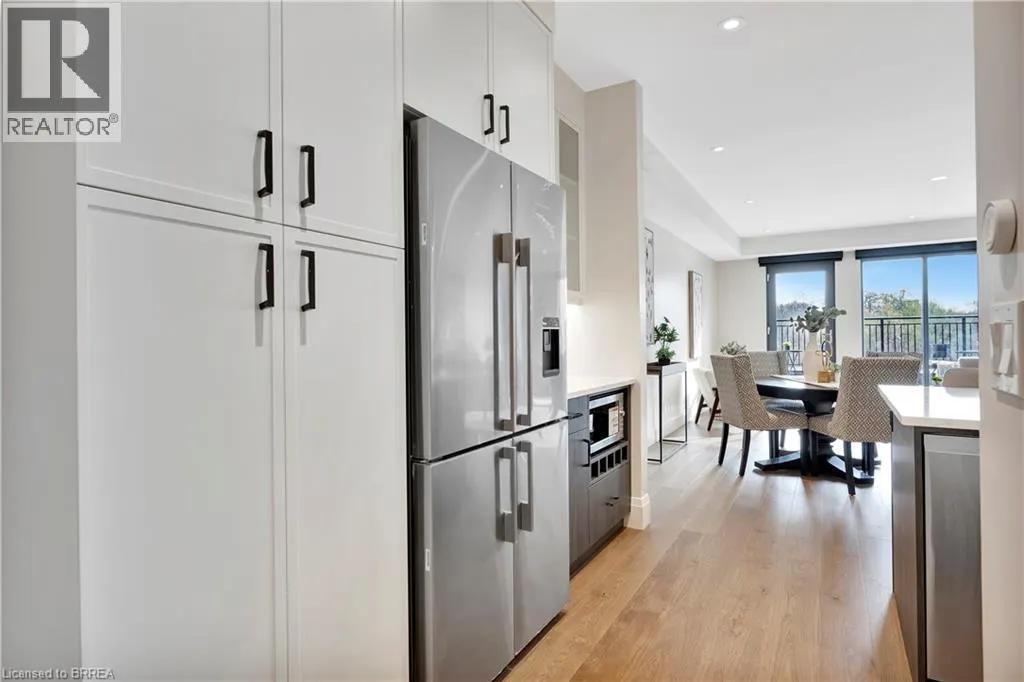 7 GRAND RIVER Street N Unit# 204, #204