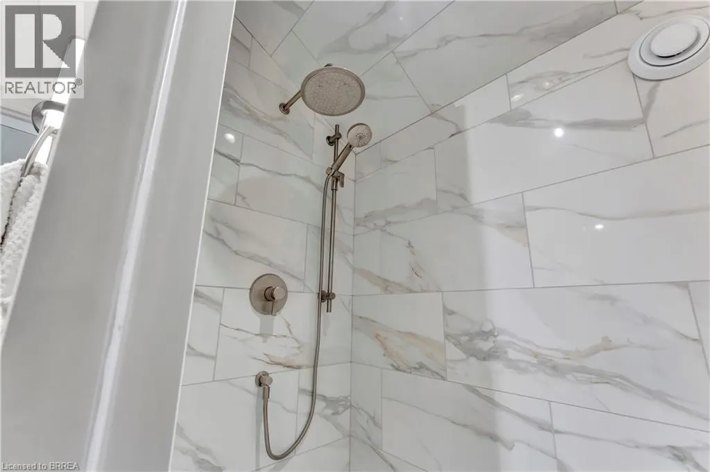 7 GRAND RIVER Street N Unit# 204, #204