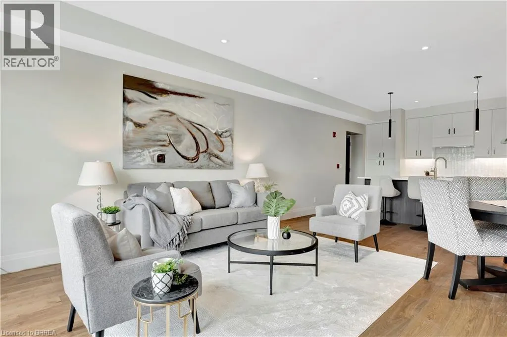 7 GRAND RIVER Street N Unit# 204, #204